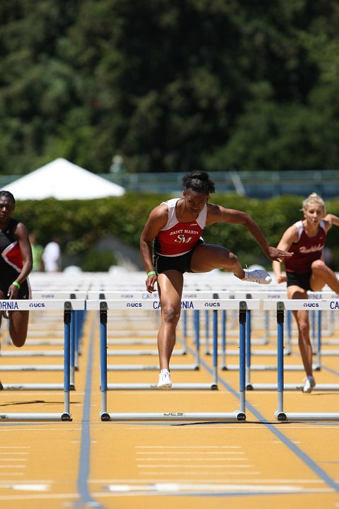 2010 NCS MOC-157.JPG - 2010 North Coast Section Meet of Champions, May 29, Edwards Stadium, Berkeley, CA.